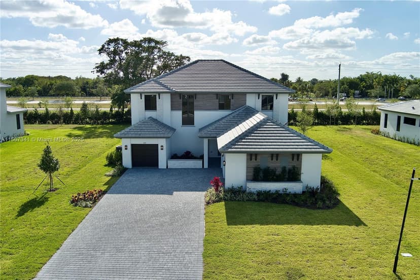 2391 SW 123rd Ter, Davie FL 33325