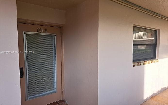 10433 Sunrise Lakes Blvd # 104, Sunrise FL 33322