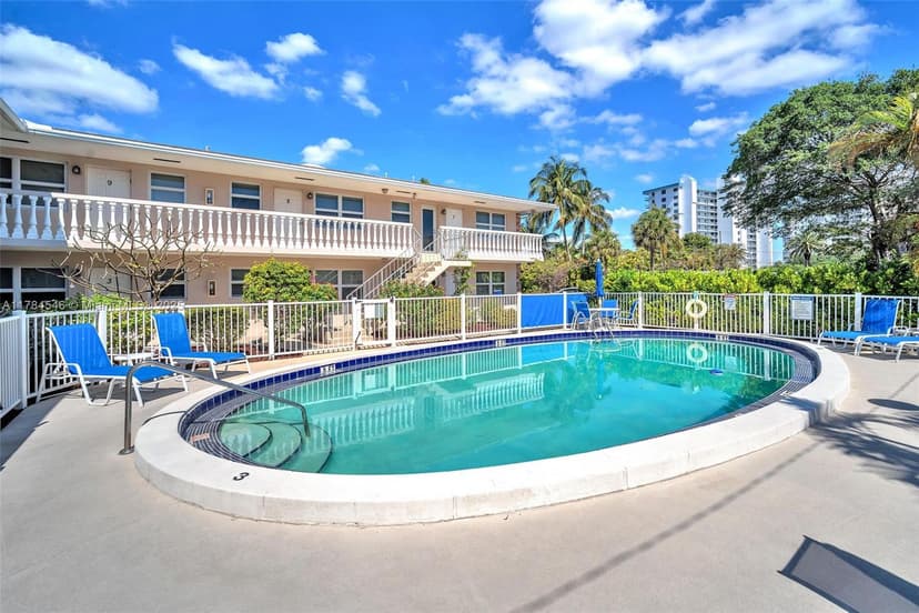 3216 NE 13th St # 1, Pompano Beach FL 33062