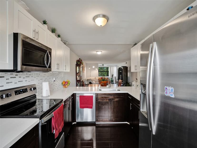 2704 NW 104th Ave # 308, Sunrise FL 33322