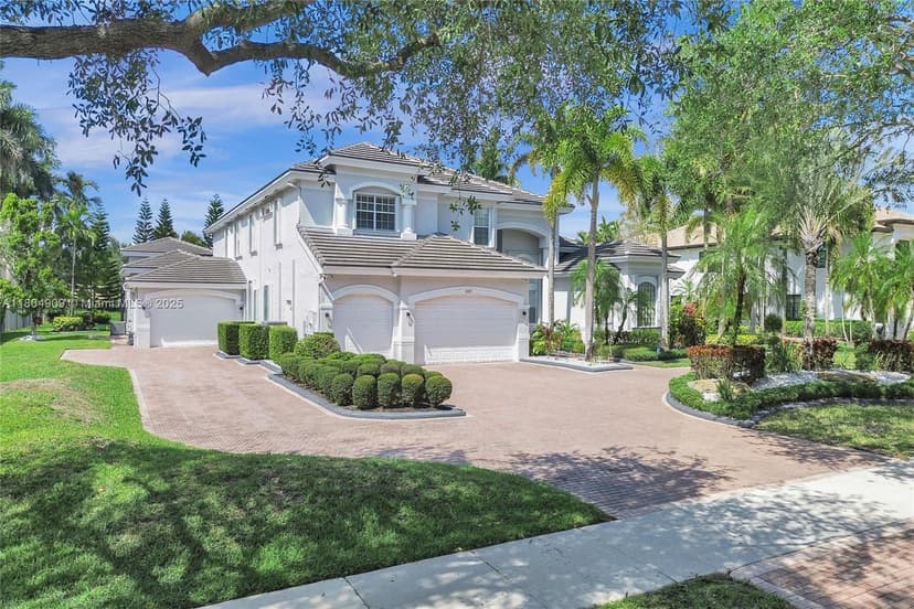 10457 Laurel Rd, Davie FL 33328