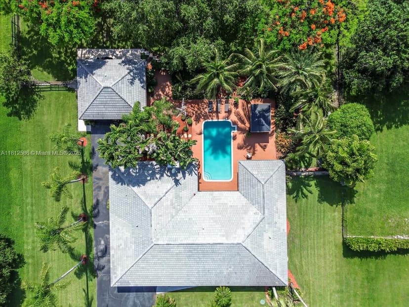 3030 SW 117th Ave, Davie FL 33330