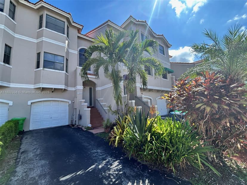 12666 NW 14th Pl # 12666, Sunrise FL 33323