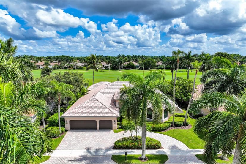 2583 Mayfair Ln, Weston FL 33327