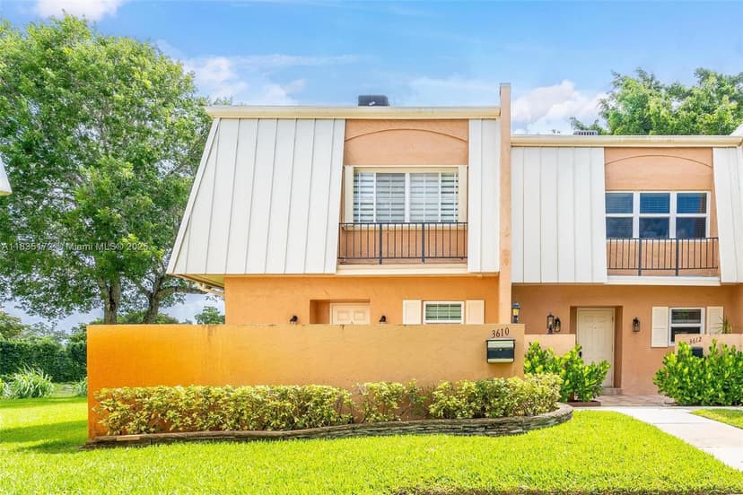 3610 CITRUS TRCE # 1, Davie FL 33328-2633