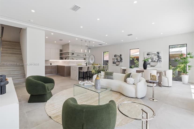1814 Middle River Dr, Fort Lauderdale FL 33305