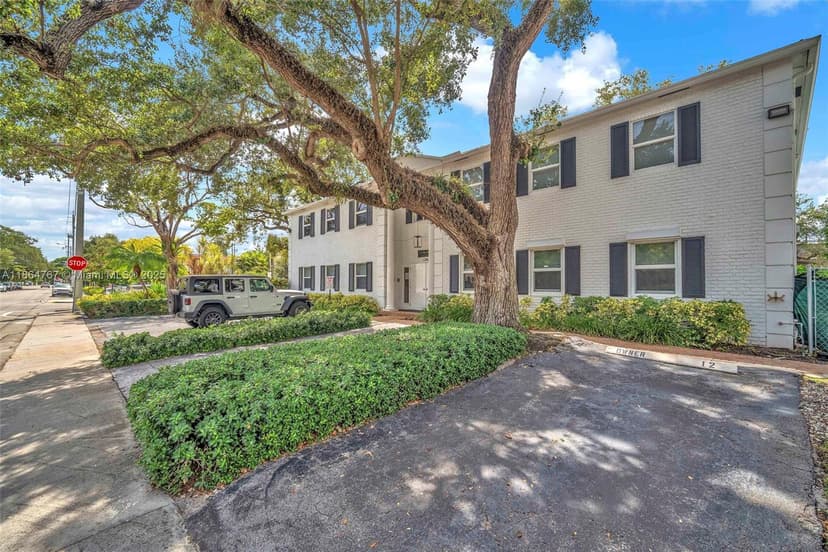 1280 SE 2nd Ct # 1, Fort Lauderdale FL 33301