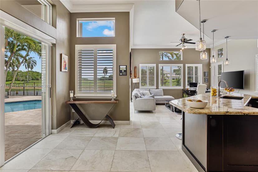 2706 Oakmont, Weston FL 33332