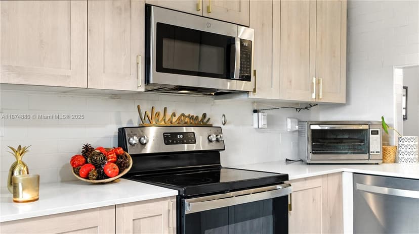 2705 NW 104th Ave # 406, Sunrise FL 33322