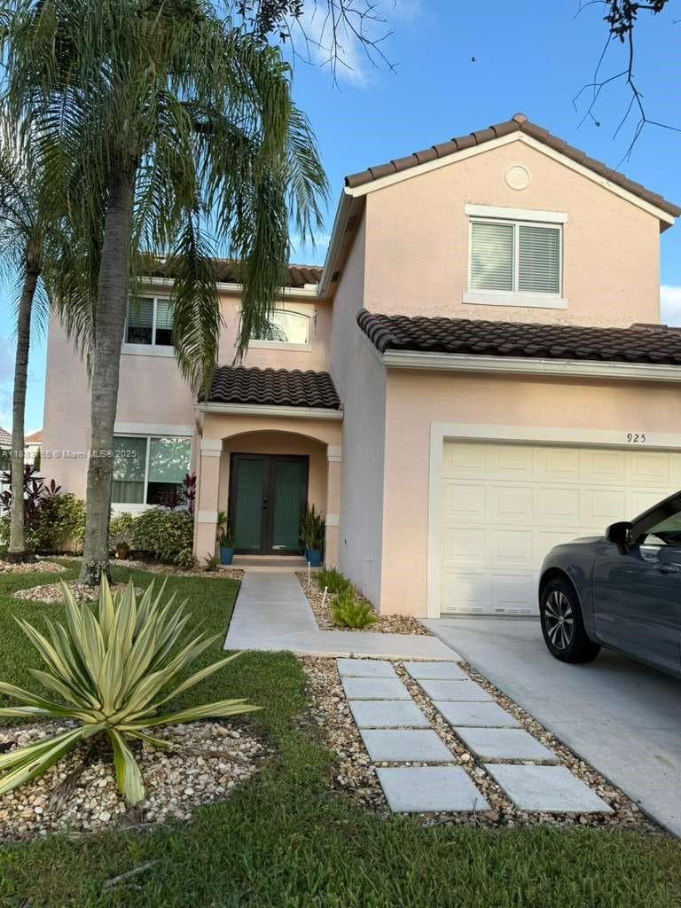 925 Briar Ridge Rd, Weston FL 33327