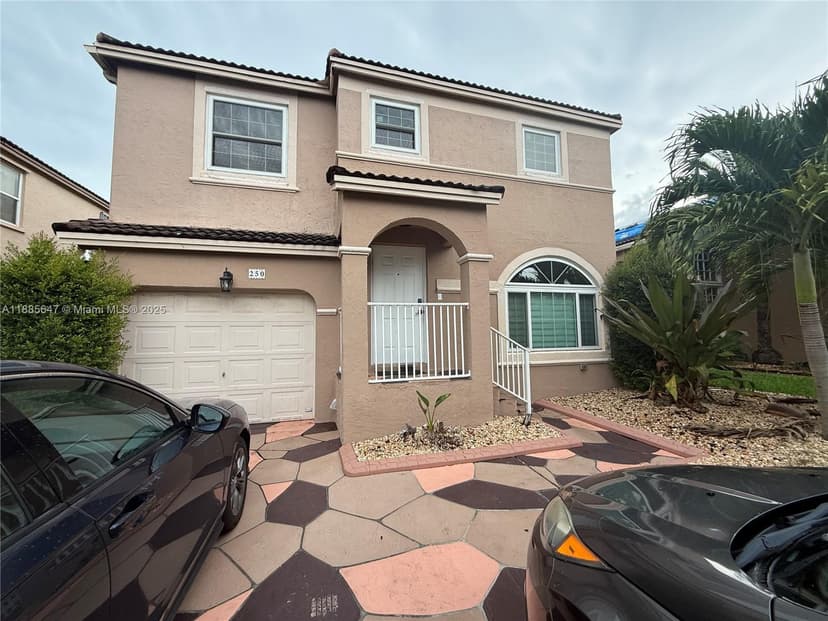 250 NW 151st Ave, Pembroke Pines FL 33028
