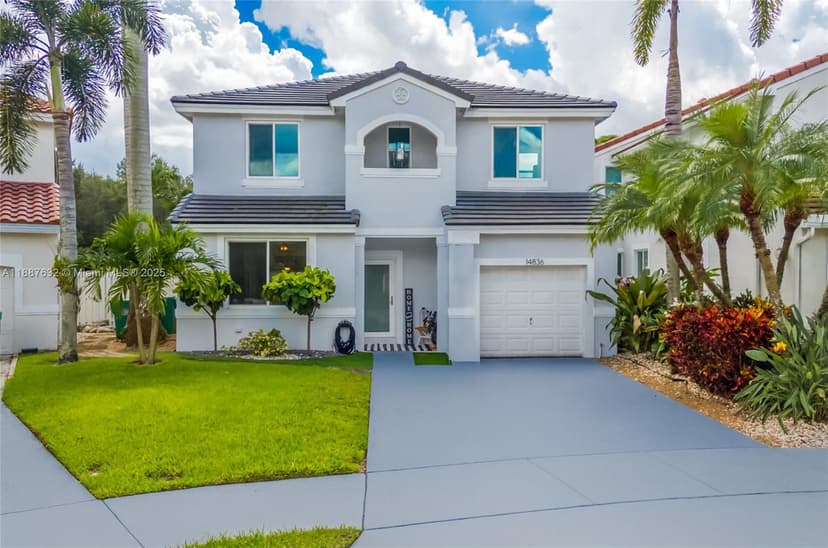 14836 SW 51st St, Davie FL 33331