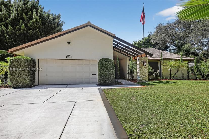8860 SW 49th Ct, Cooper City FL 33328