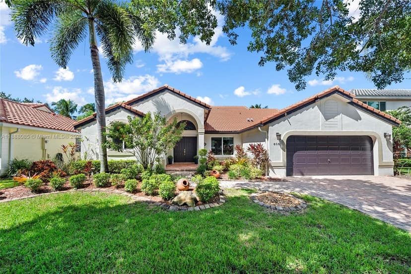 805 Lake Blvd, Weston FL 33326