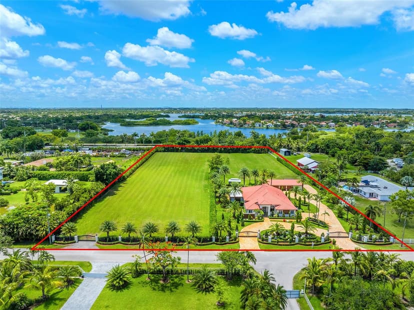 17490 SW 70th Pl, Southwest Ranches FL 33331