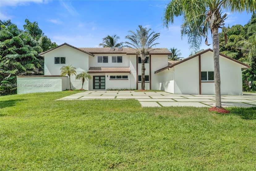 2181 SW 117th Ter, Davie FL 33325